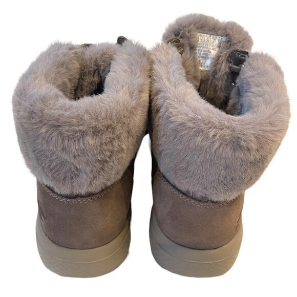 NWT Skechers On The Go Slip On Boots - Picture 2 of 7